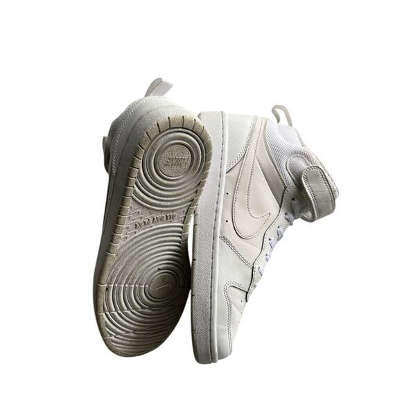 ***SOLD*** Nike Court Borough Mid 2 White Shoes CD7782-100 Youth Size 6.5Y - Picture 4 of 5